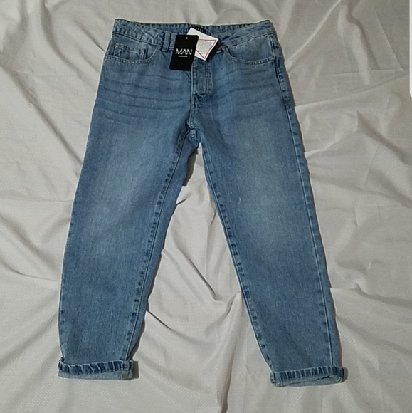 Man  boohoo man tapered jeans rigid fit - Picture 7 of 7